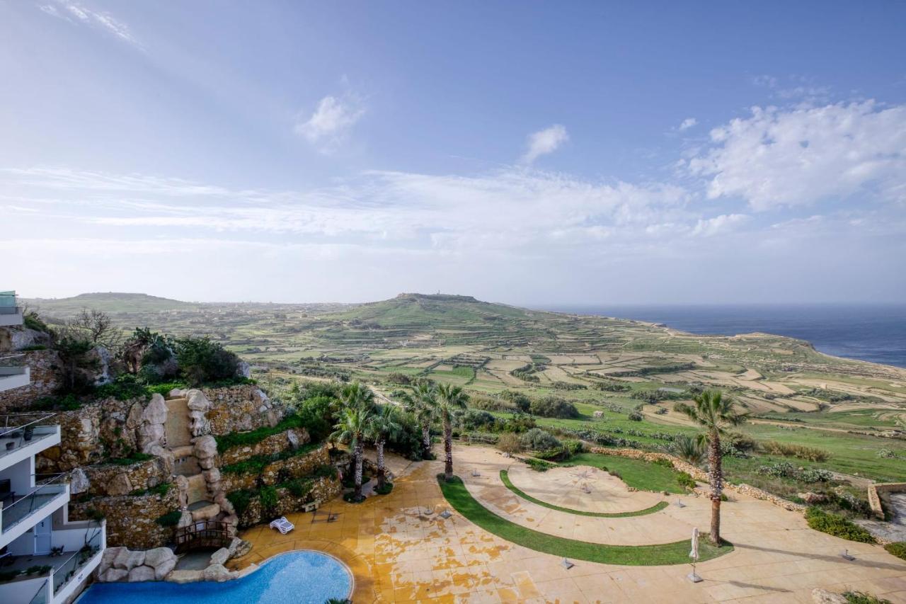Apartment With Pool-Hosted By Sweetstay Zebbug  Екстериор снимка